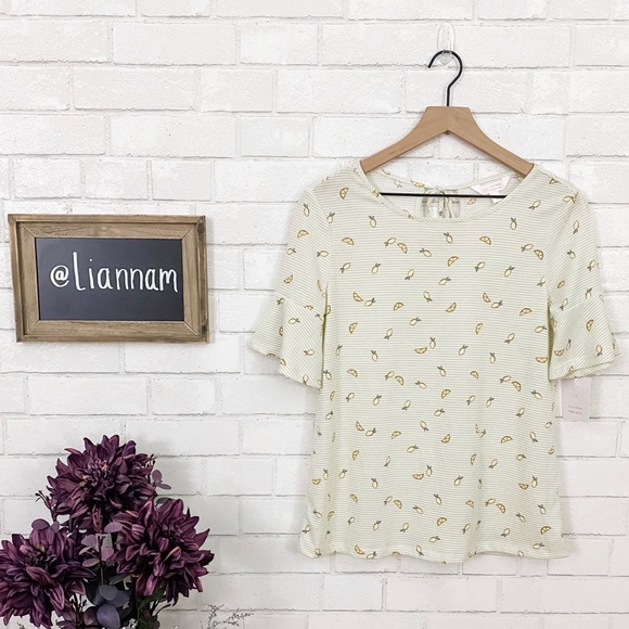 LC Lauren Conrad Tops - LC Lauren Conrad Lemon Print Bell Sleeve Top